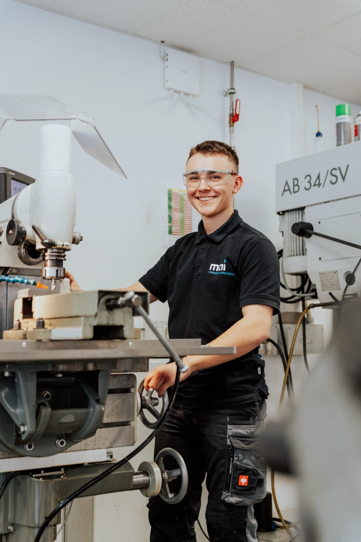 M.A.i GmbH & Co. KG