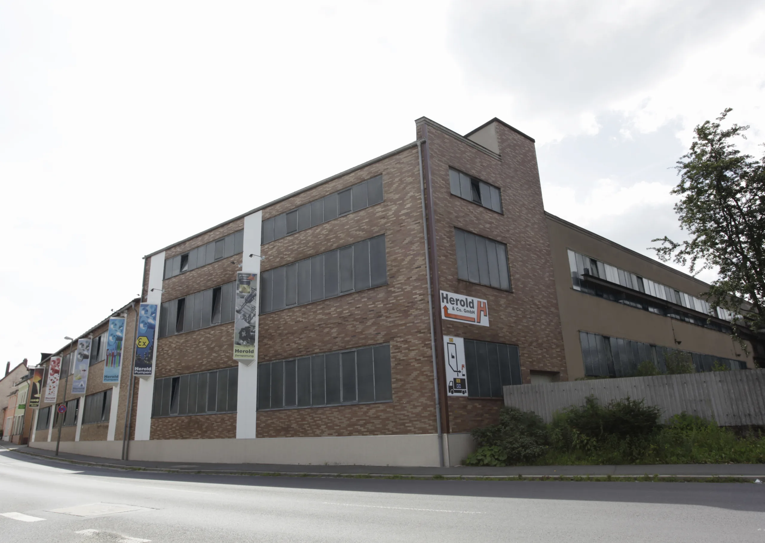 Herold & Co. GmbH